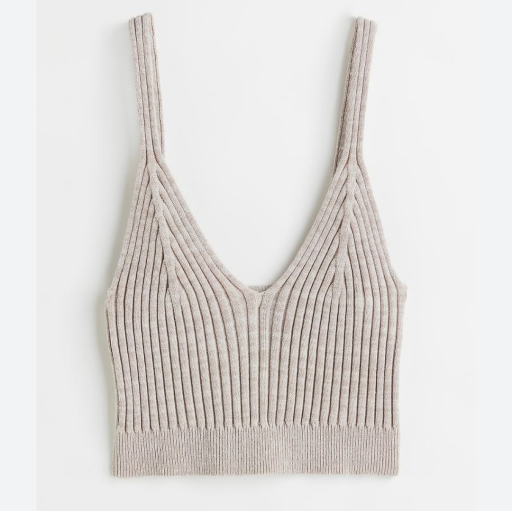 H&M - Ribbed Knit Tank Top - nwot